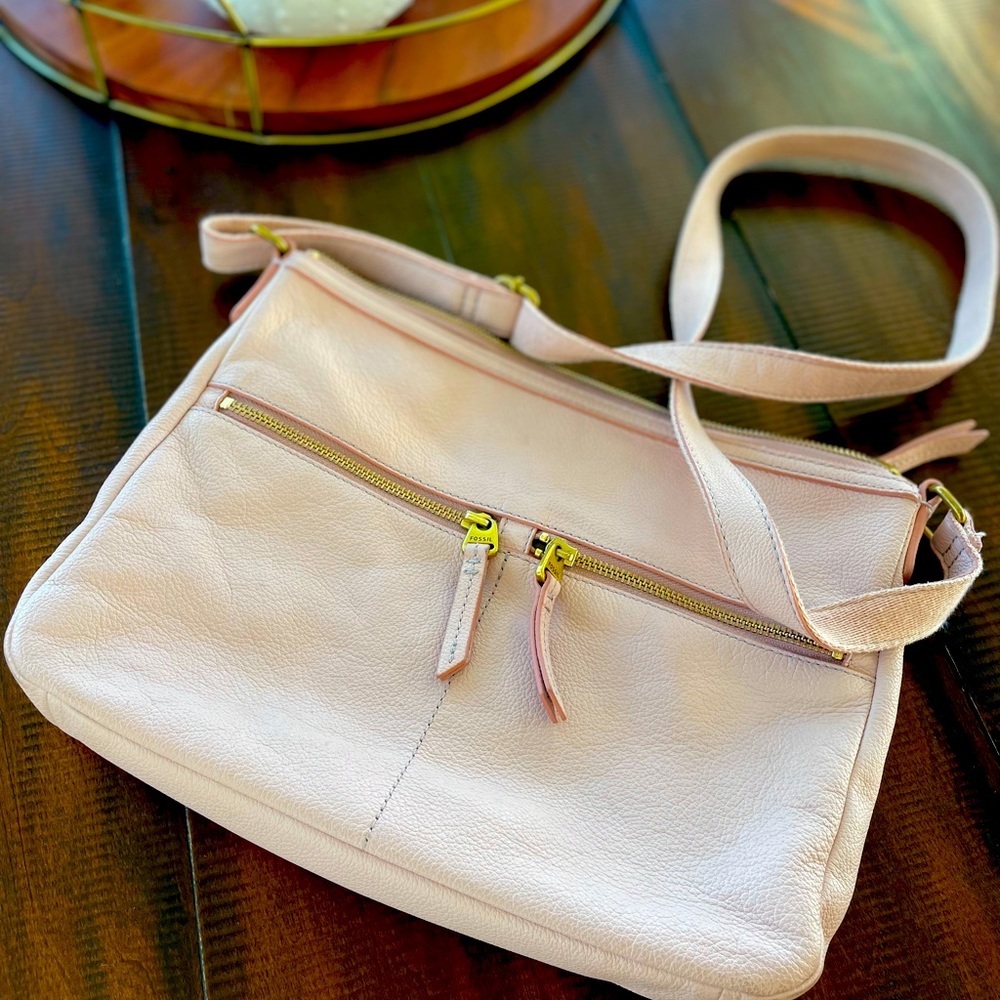 Fossil light pink crossbody